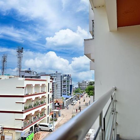 Hotel Silver Land New Digha With Rooftop Pool Exteriör bild