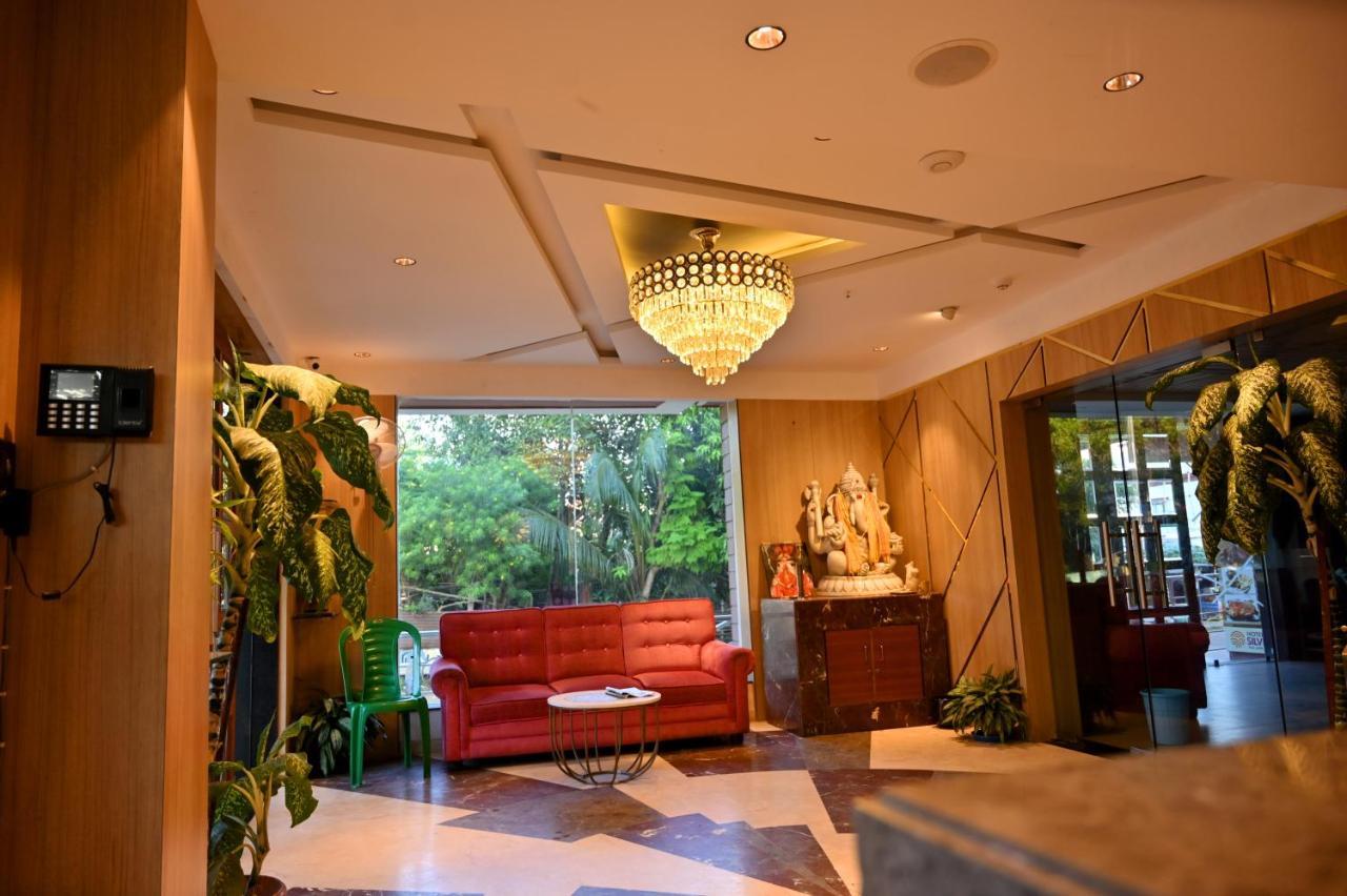 Hotel Silver Land New Digha With Rooftop Pool Exteriör bild