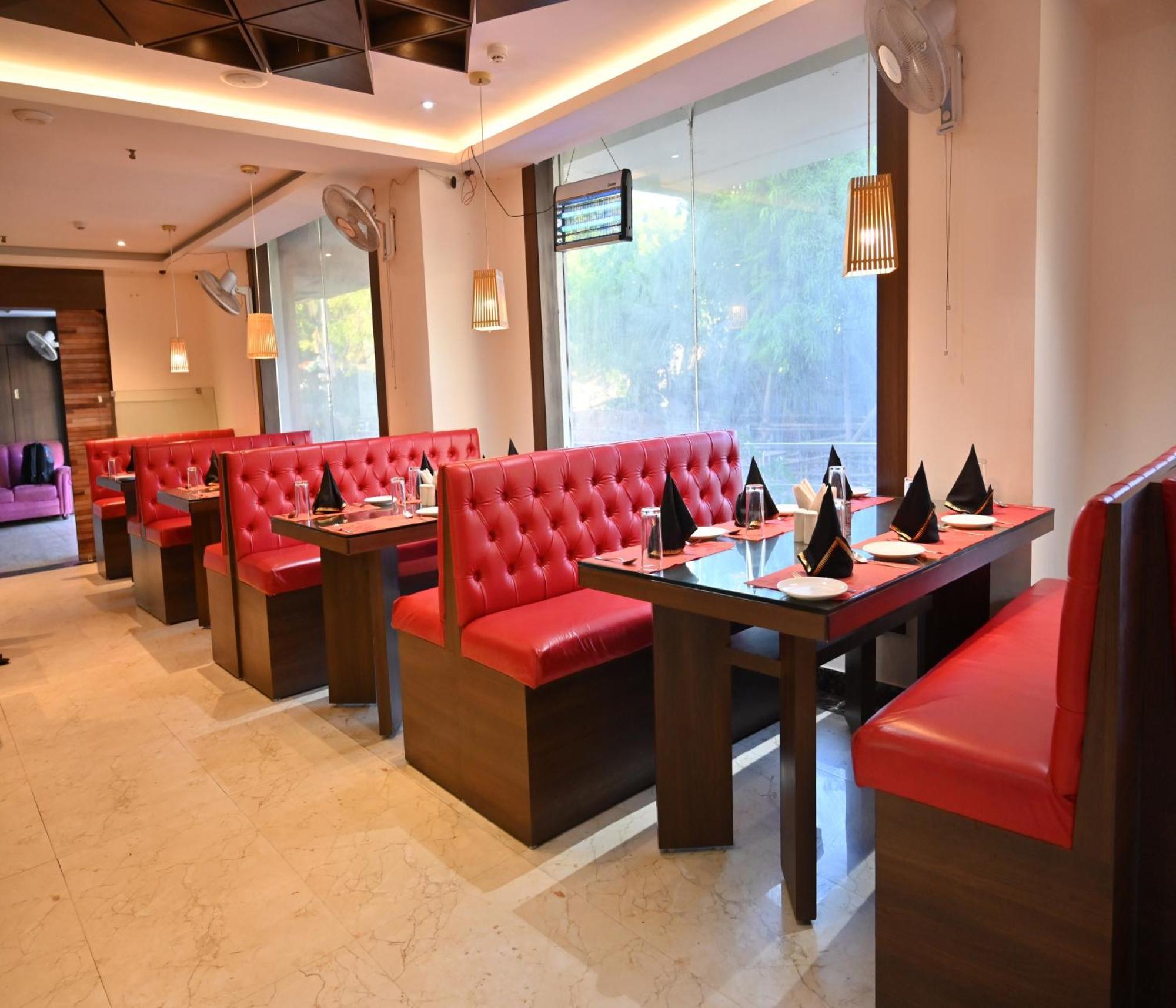 Hotel Silver Land New Digha With Rooftop Pool Exteriör bild