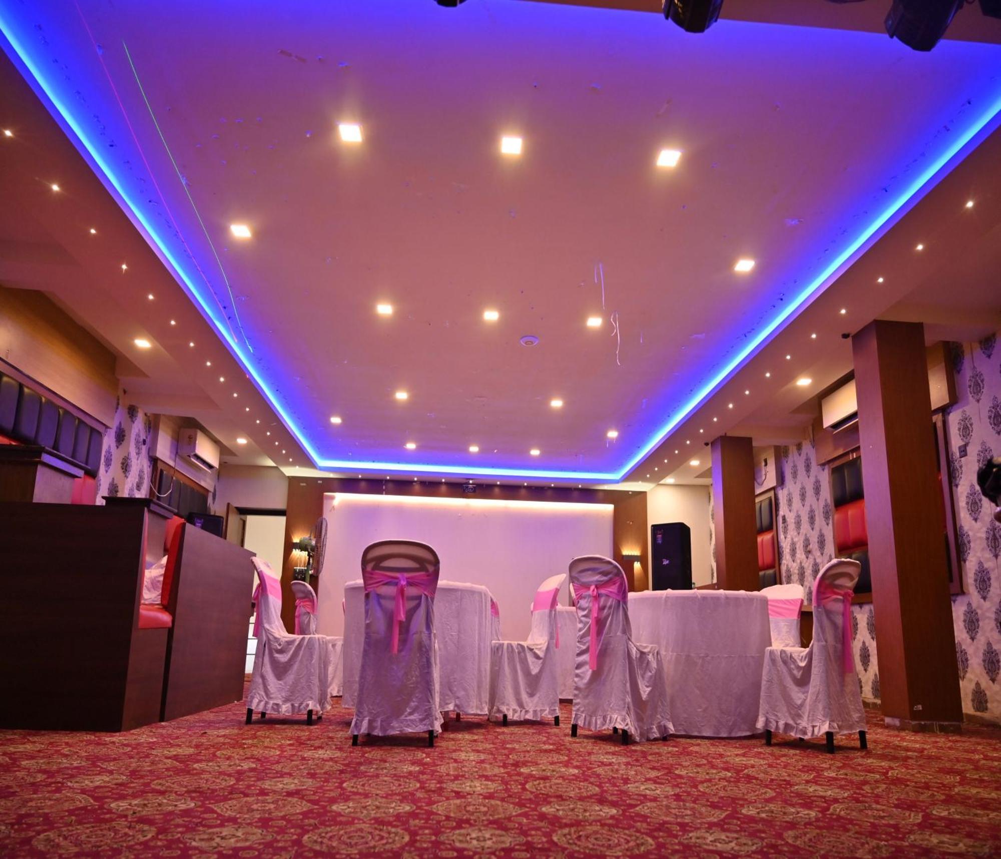 Hotel Silver Land New Digha With Rooftop Pool Exteriör bild