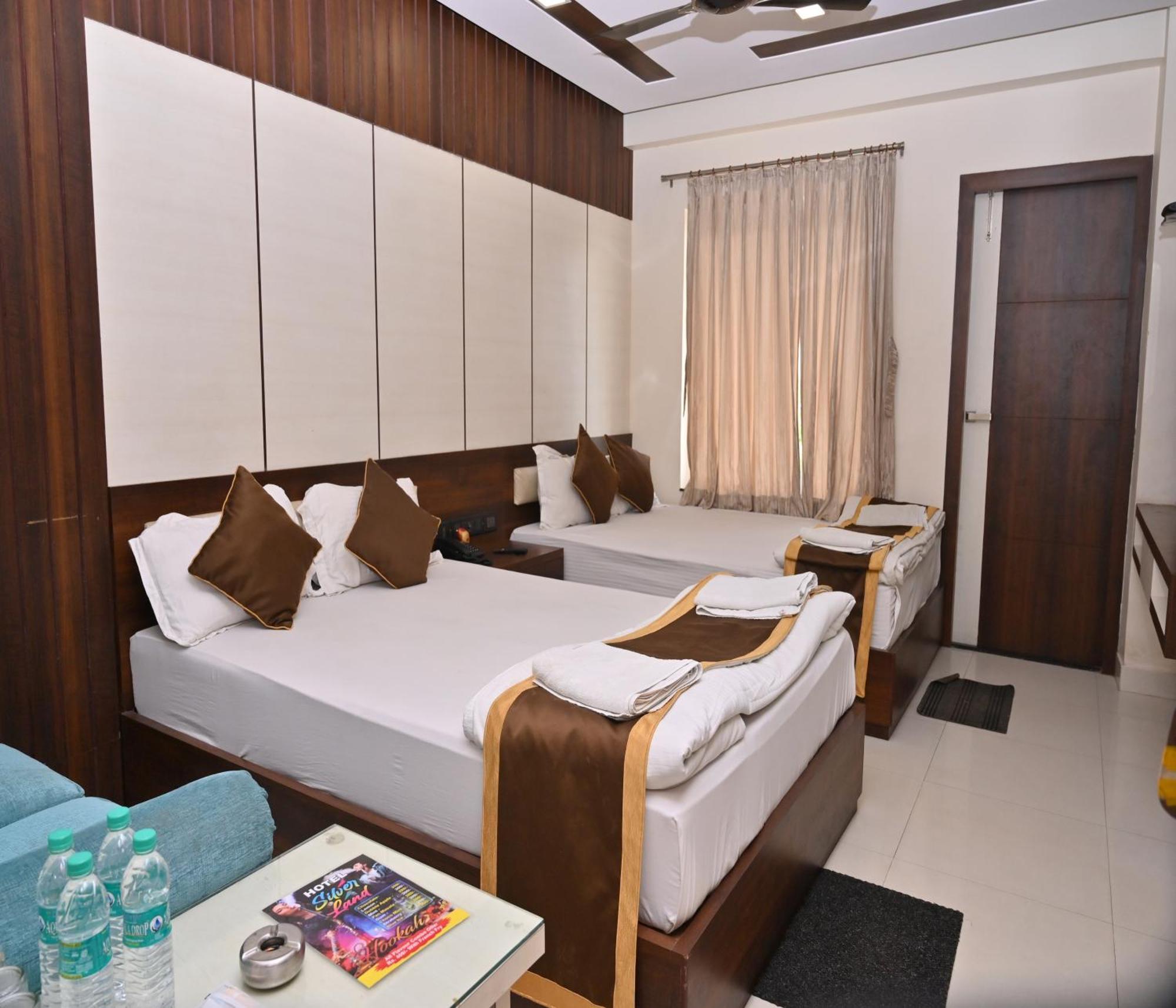 Hotel Silver Land New Digha With Rooftop Pool Exteriör bild